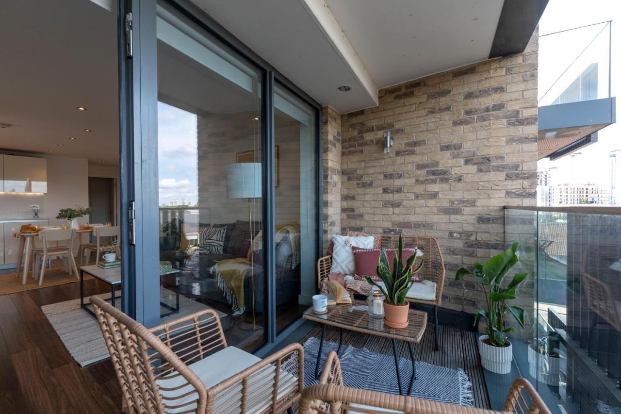 Modern Luxe Apt Just 10 Mins From Tower Bridge! Easy Access To Tube And Bus Londres Exterior foto
